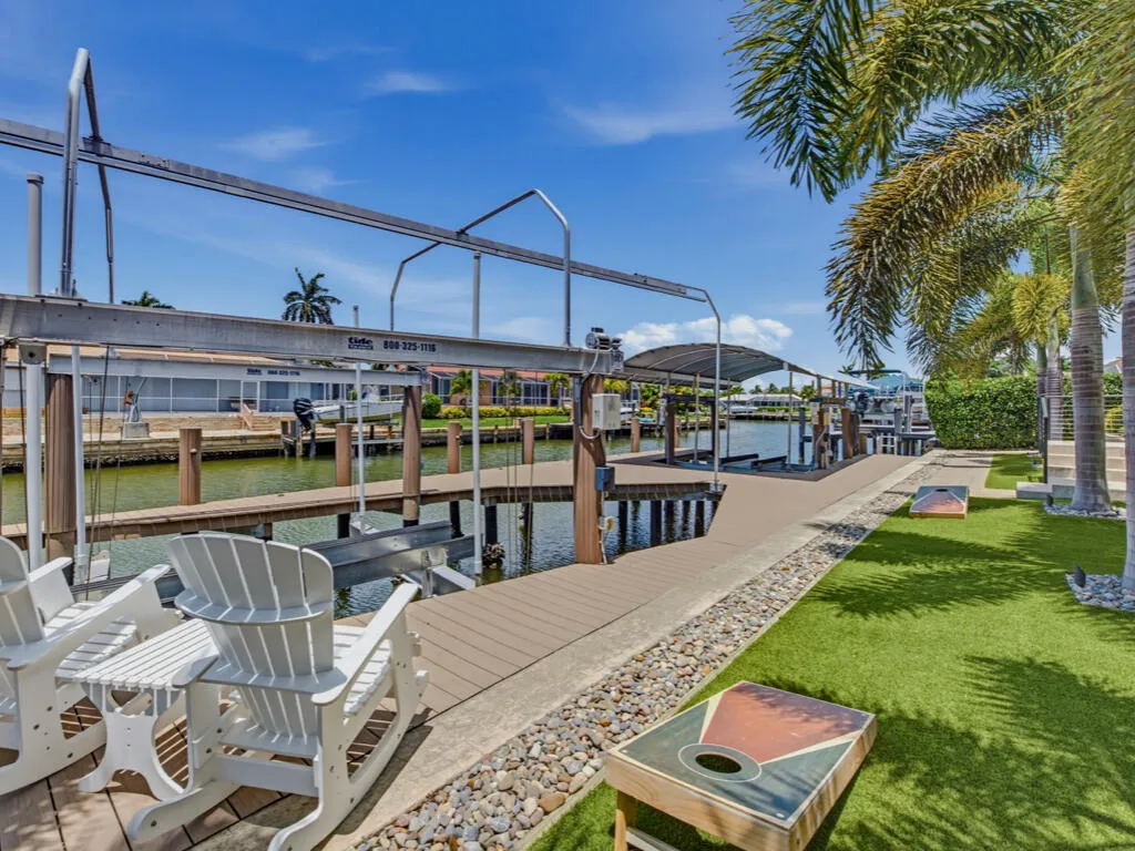 350 Meadowlark Court Marco Island FL 34145