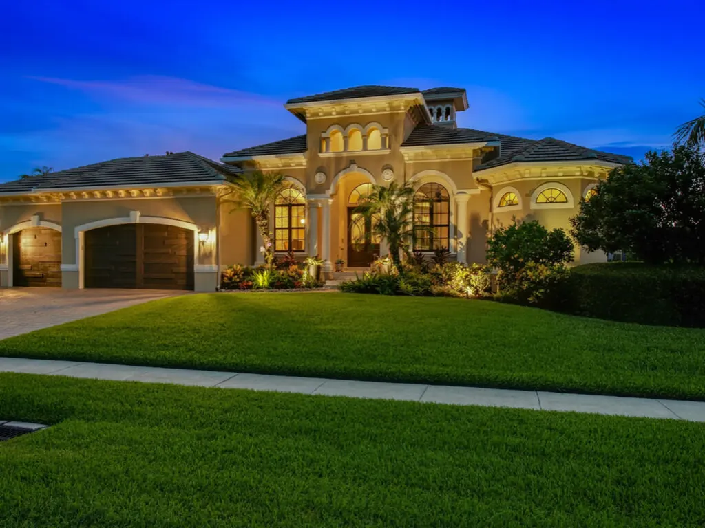 350 Meadowlark Court Marco Island FL 34145