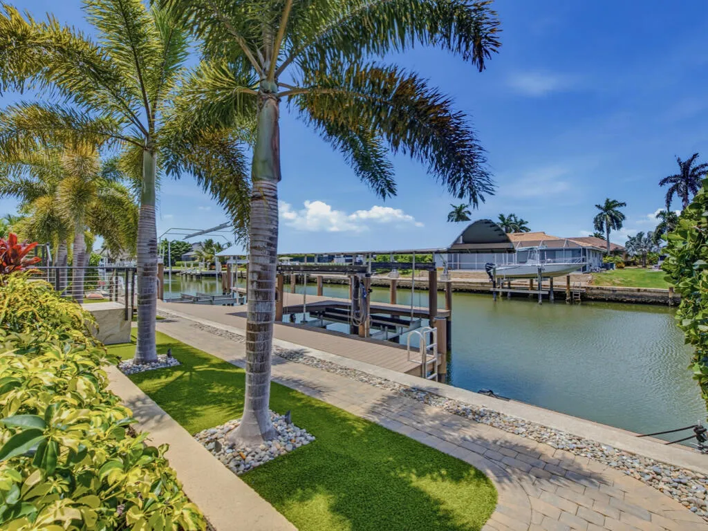 350 Meadowlark Court Marco Island FL 34145