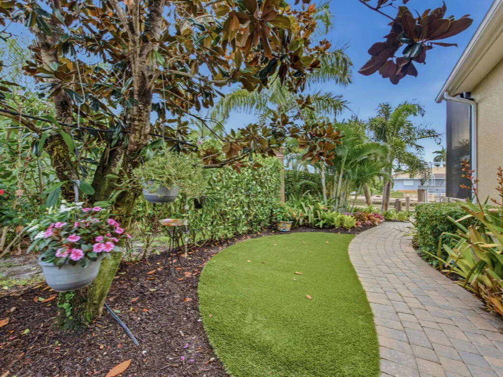 350 Meadowlark Court Marco Island FL 34145