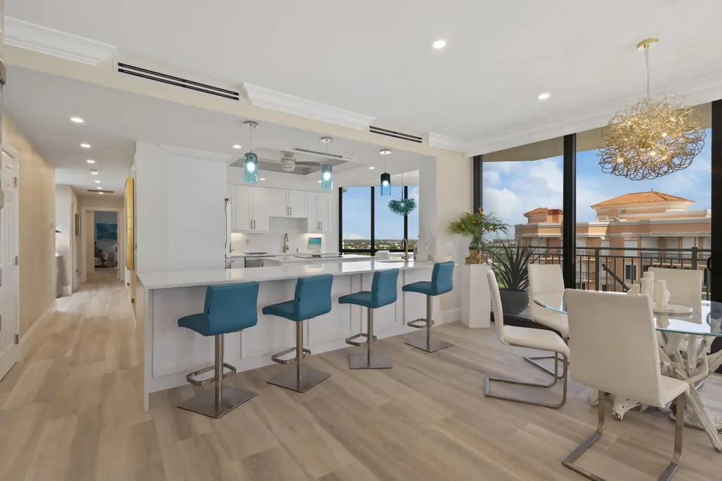 520 S Collier Marco Island FL 34145