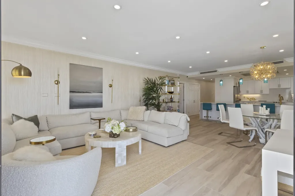 520 S Collier Marco Island FL 34145
