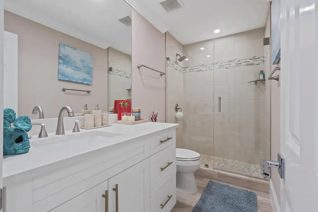 520 S Collier Marco Island FL 34145