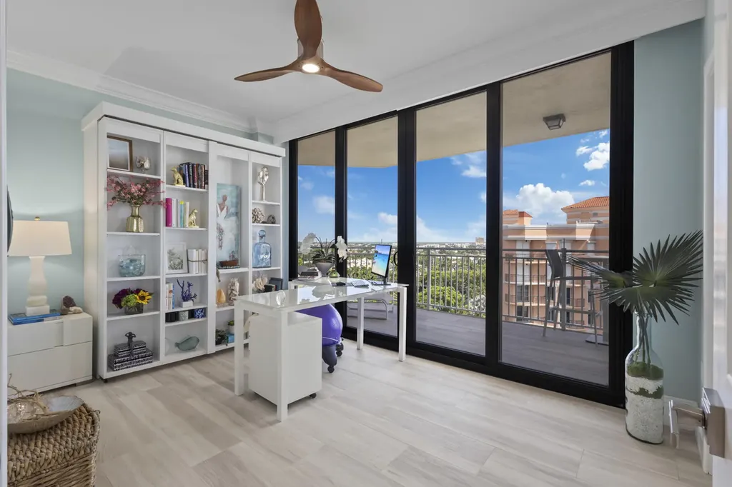 520 S Collier Marco Island FL 34145