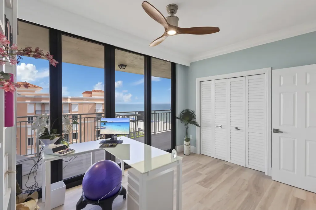 520 S Collier Marco Island FL 34145