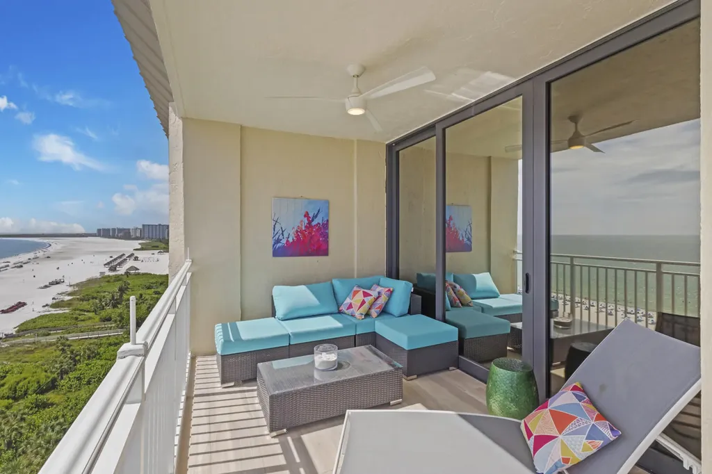 520 S Collier Marco Island FL 34145
