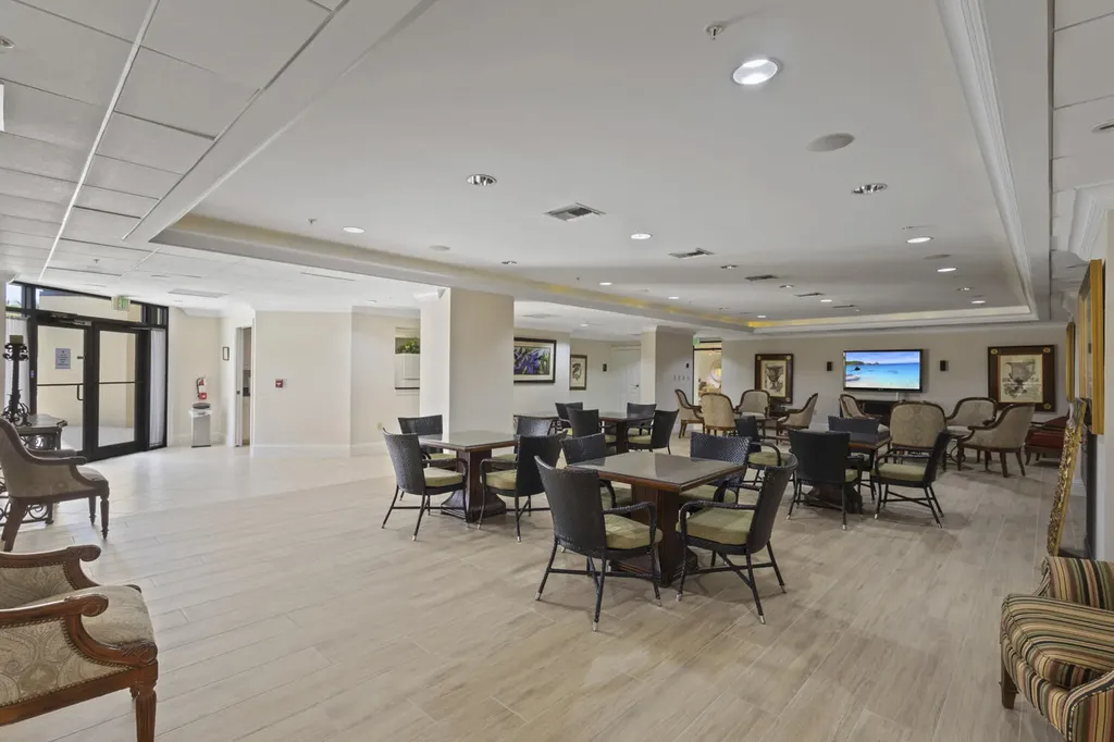 520 S Collier Marco Island FL 34145