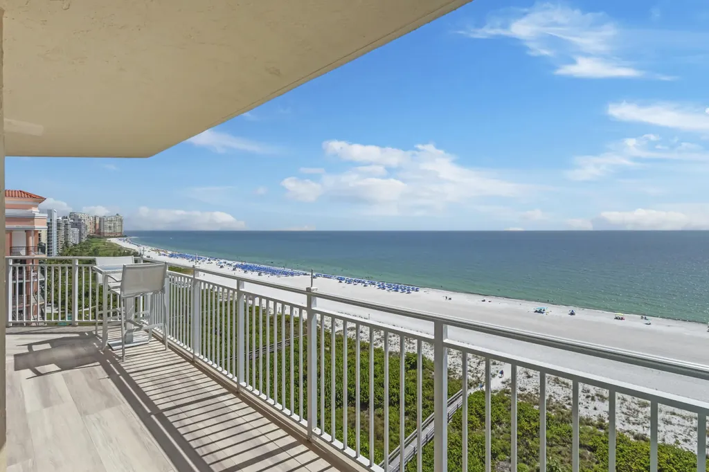 520 S Collier Marco Island FL 34145