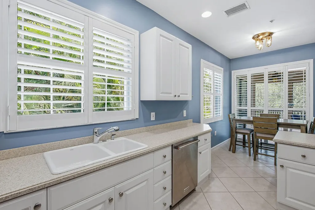 3995 Deer Crossing Court Naples FL 34114