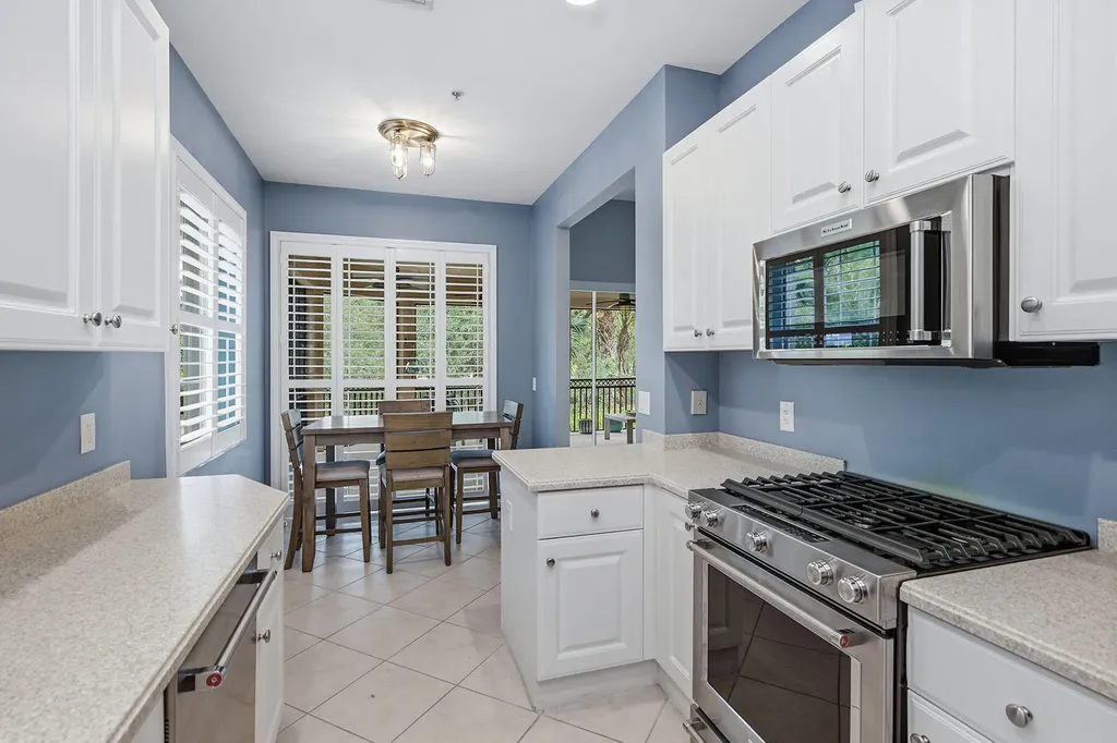 3995 Deer Crossing Court Naples FL 34114