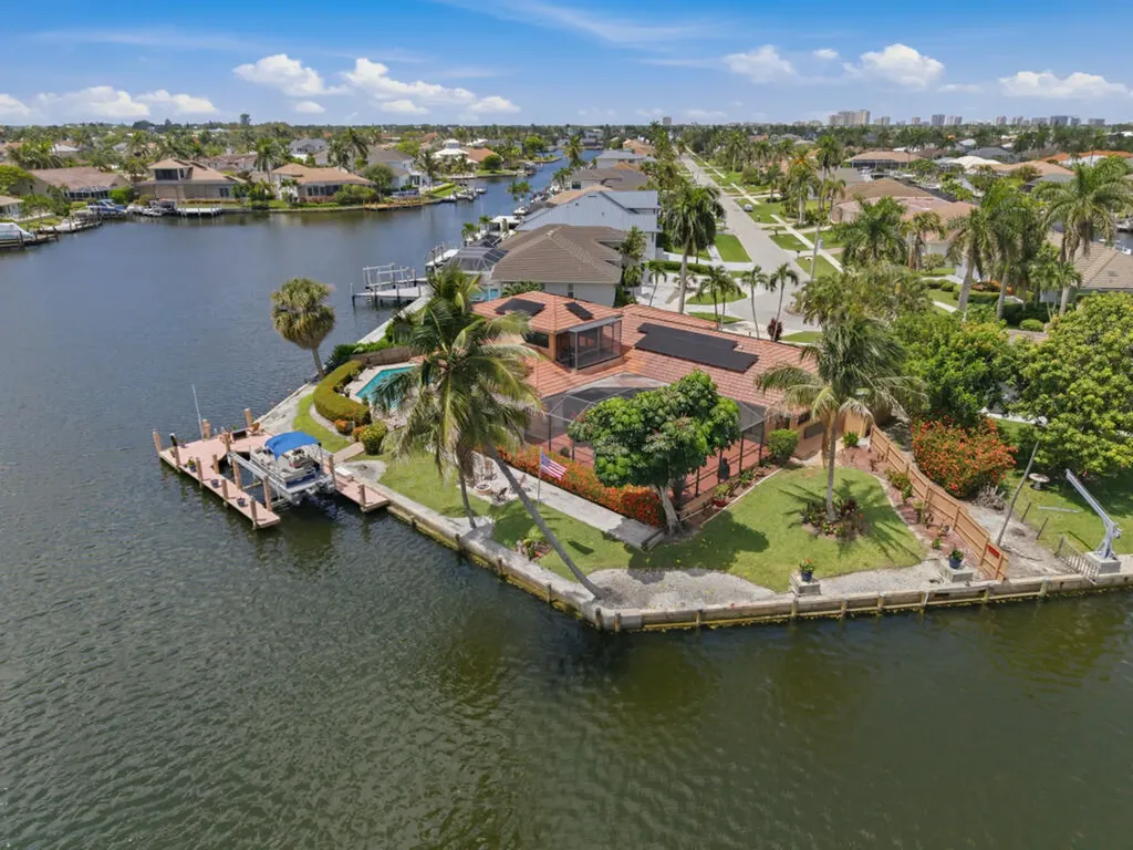 197 Gulfport Court Marco Island FL 34145