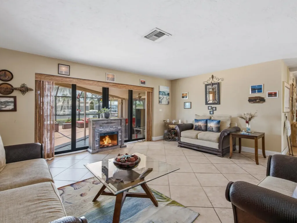 197 Gulfport Court Marco Island FL 34145