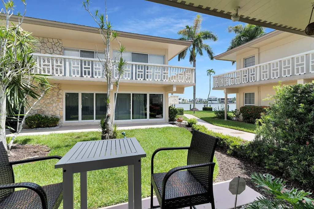 1215 Edington Place Marco Island FL 34145