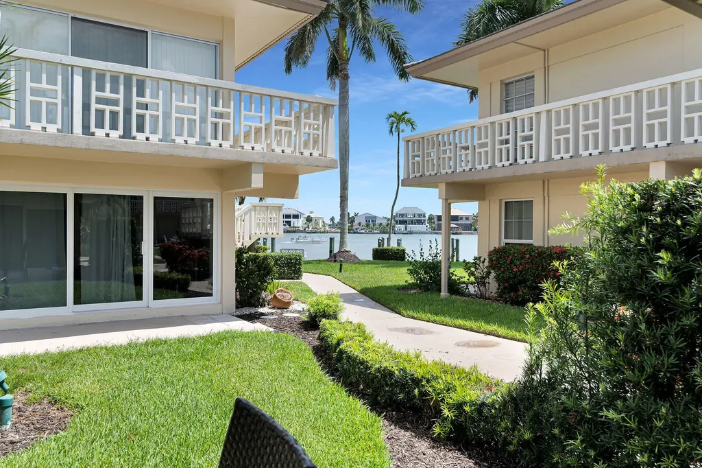 1215 Edington Place Marco Island FL 34145