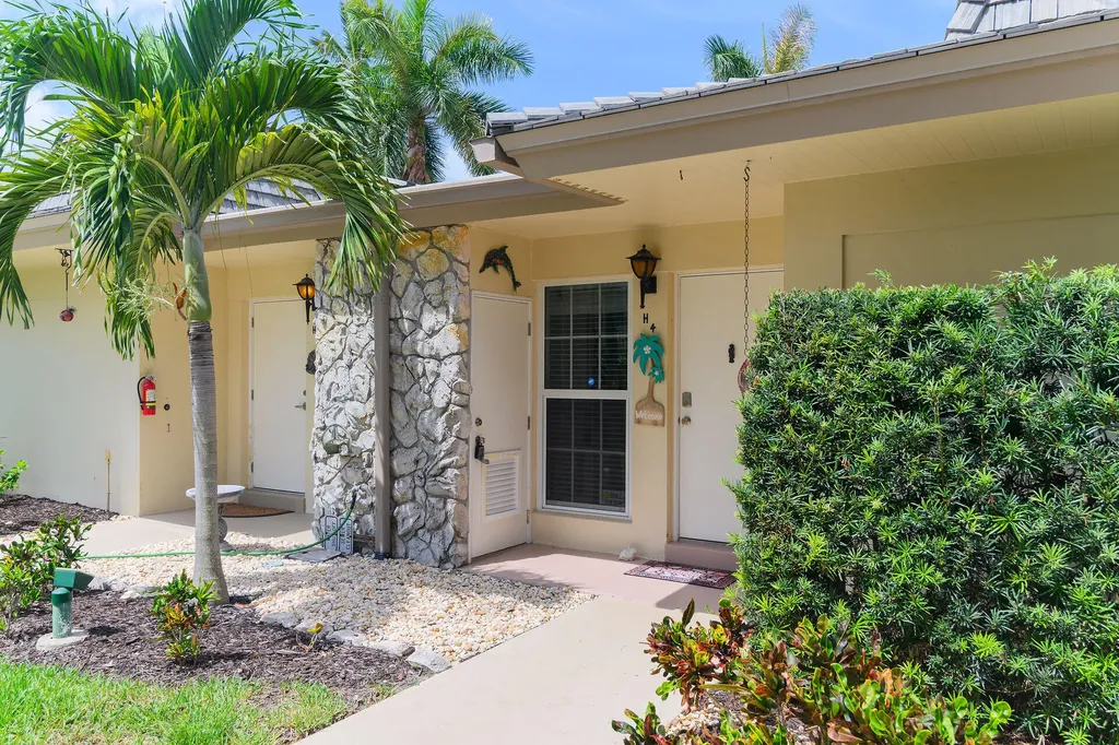 1215 Edington Place Marco Island FL 34145