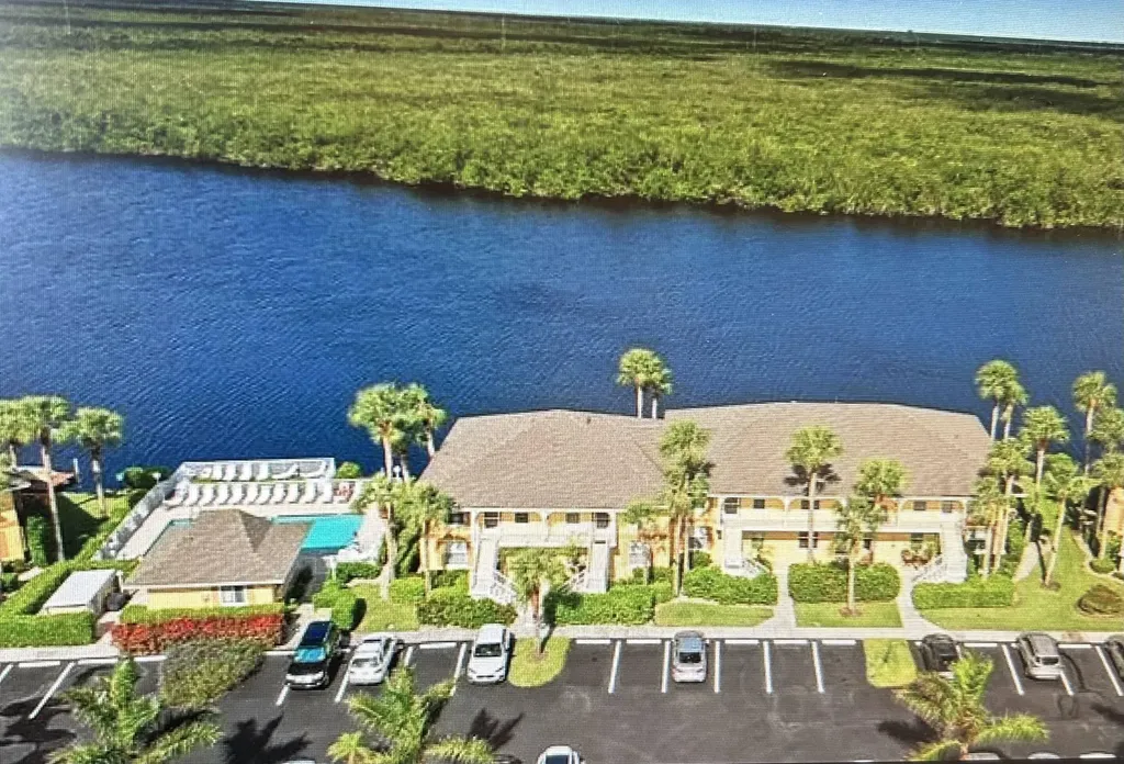 Naples FL, 1355 Mainsail, Unit 1504