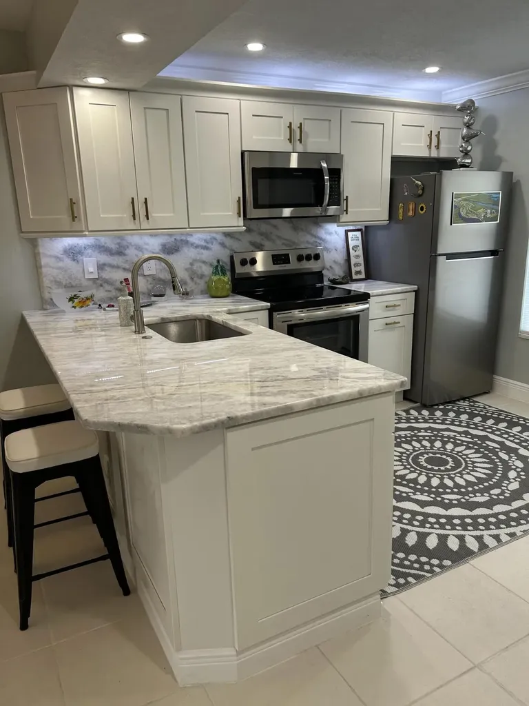 1355 Mainsail Naples FL 34114