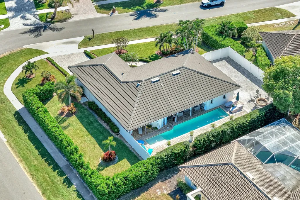 1350 Waikiki Court Marco Island FL 34145
