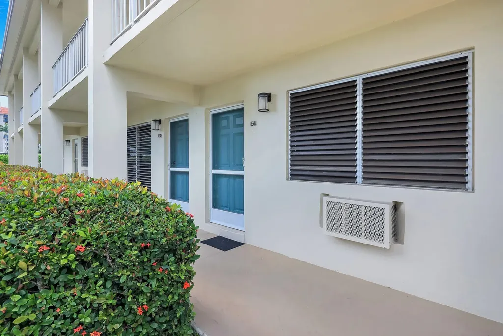 130 N Collier Marco Island FL 34145
