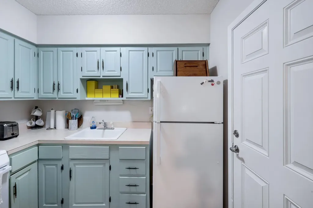 130 N Collier Marco Island FL 34145