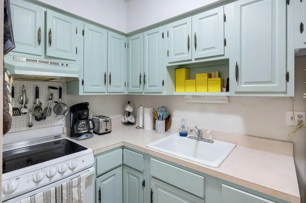 130 N Collier Marco Island FL 34145
