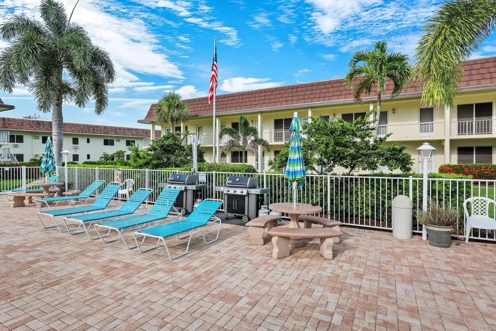 130 N Collier Marco Island FL 34145