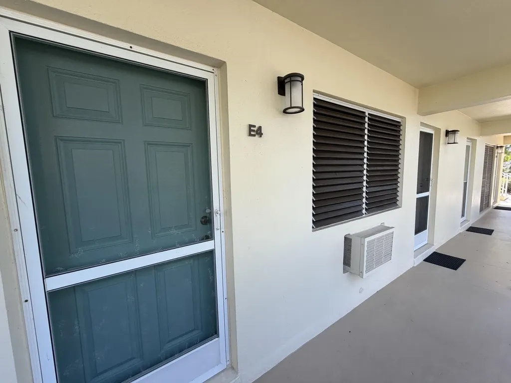 130 N Collier Marco Island FL 34145