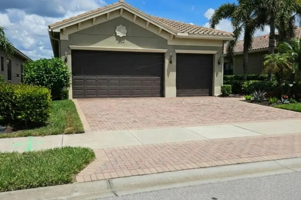 Naples FL, 3454 Pacific Drive