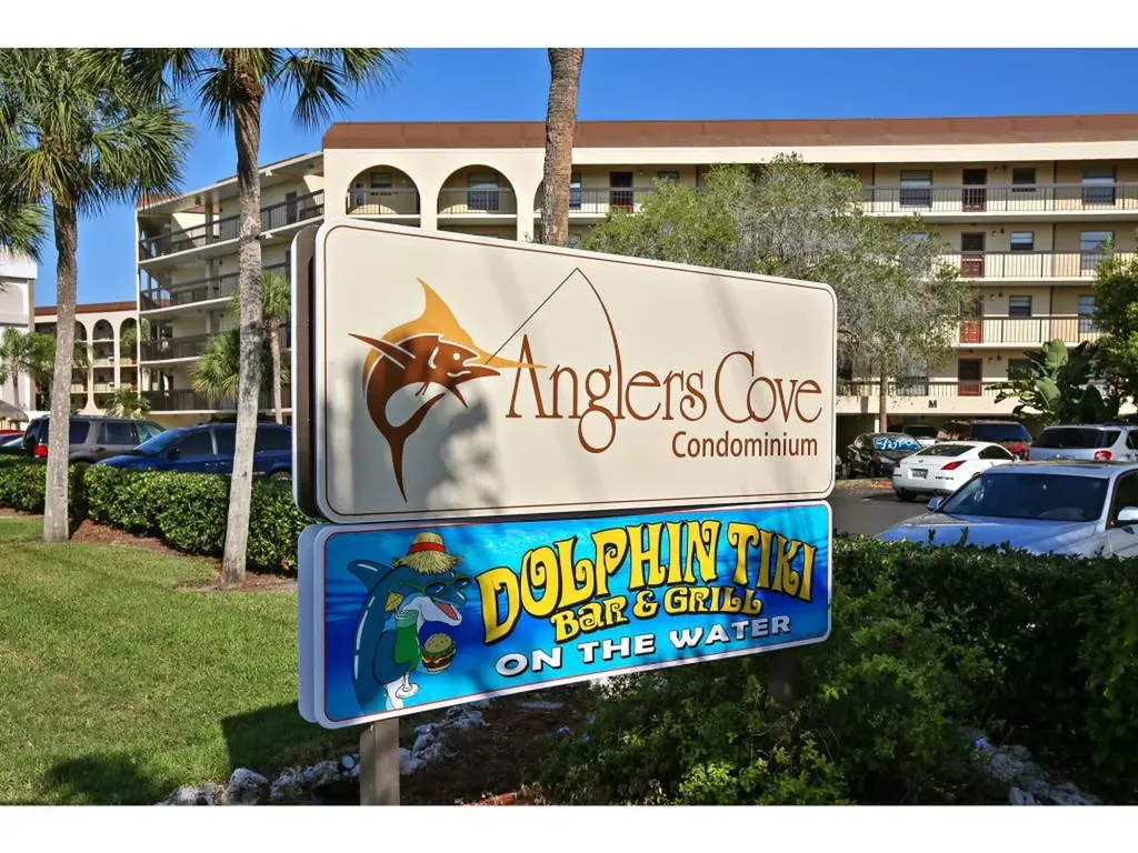 1007 Anglers Cove Marco Island FL 34145