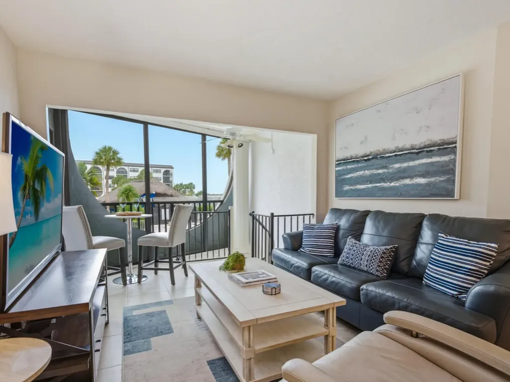 1007 Anglers Cove Marco Island FL 34145
