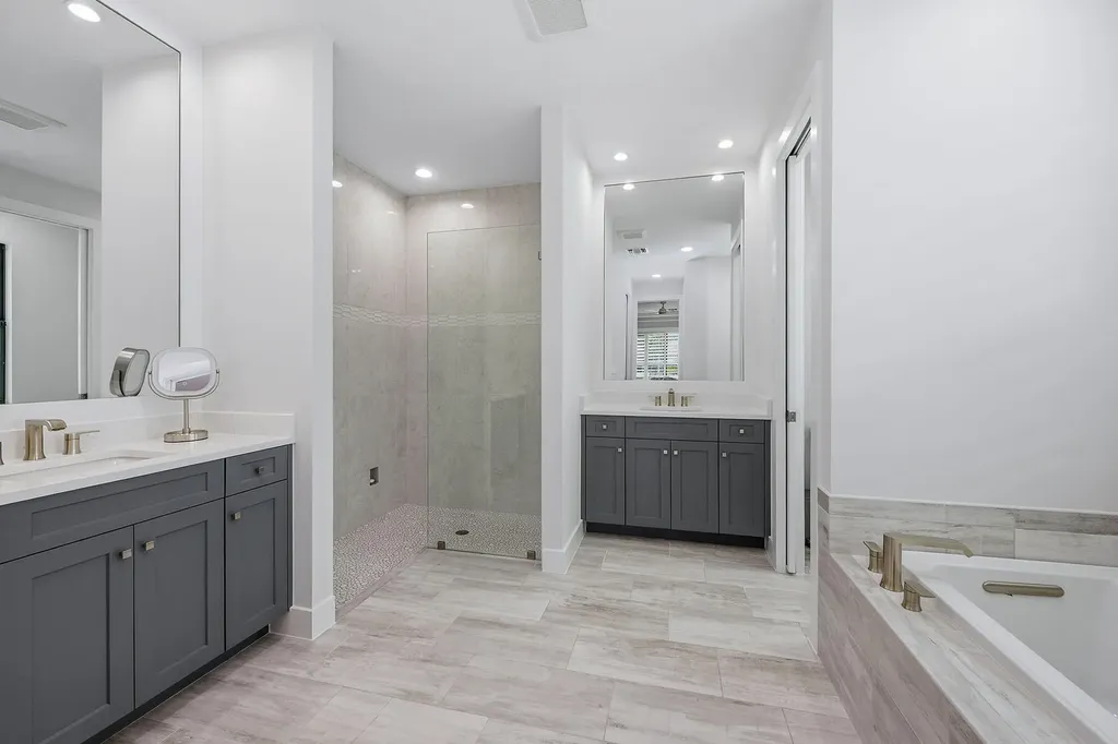 931 Ivory Court Marco Island FL 34145