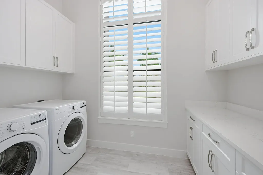 931 Ivory Court Marco Island FL 34145