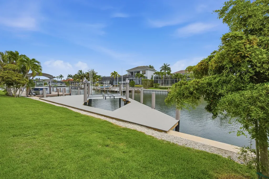 931 Ivory Court Marco Island FL 34145