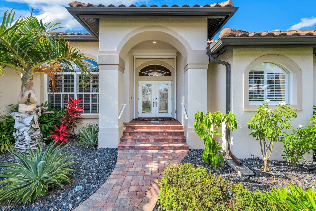 1771 Hummingbird Court Marco Island FL 34145