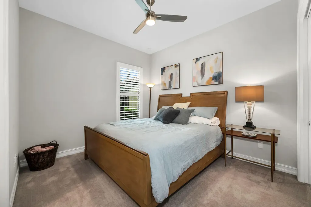 6589 Roma Way Naples FL 34113