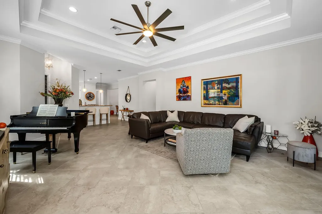 6589 Roma Way Naples FL 34113
