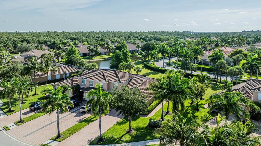 14165 Winchester Court Naples FL 34114