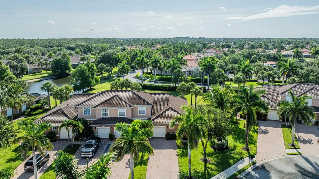 14165 Winchester Court Naples FL 34114