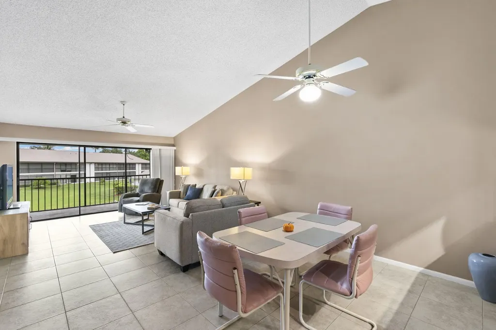 236 Pebble Beach Circle Naples FL 34113
