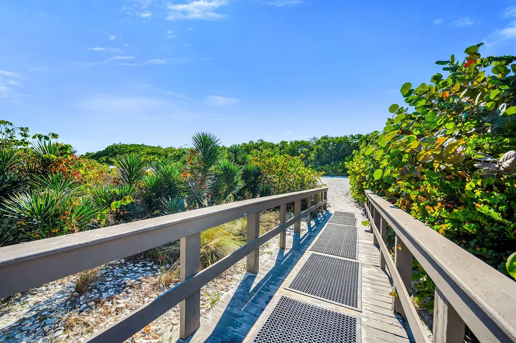 440 Seaview Court Marco Island FL 34145