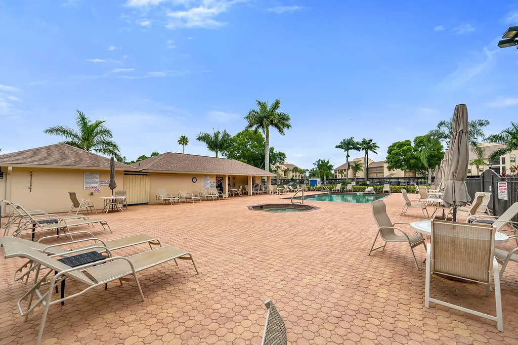13240 White Marsh Lane Fort Myers FL 33912