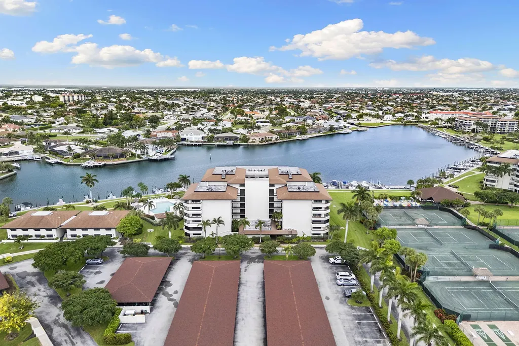 Marco Island FL, 591 Seaview, Unit 508