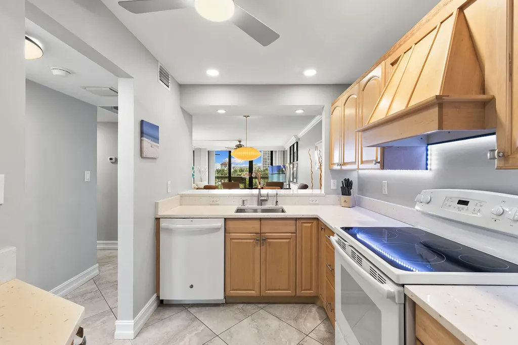591 Seaview Marco Island FL 34145