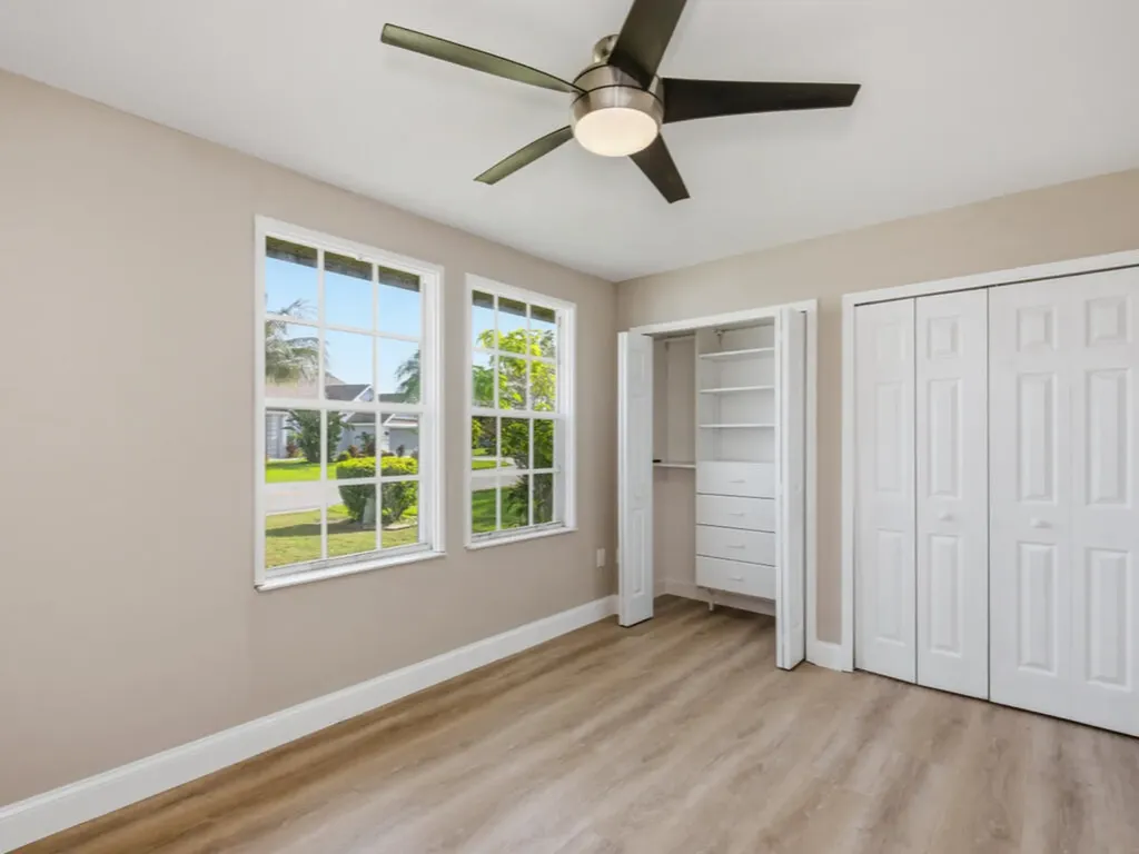3650 Kent Drive Naples FL 34112