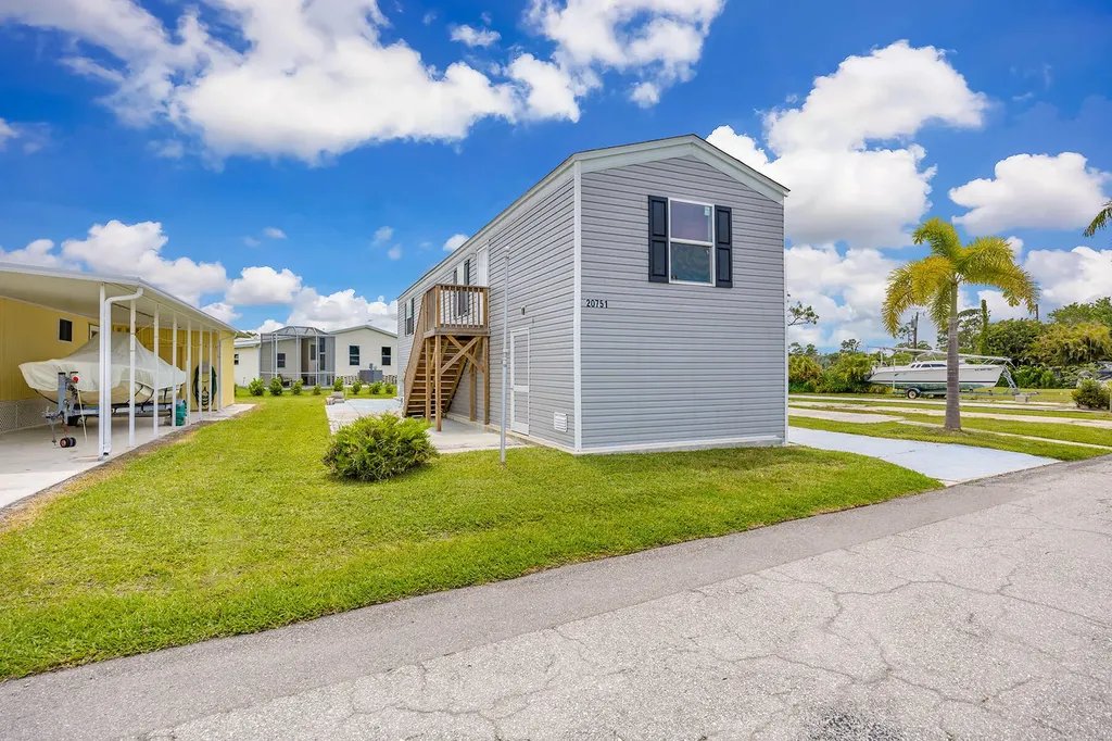 20751 Garden Drive Estero FL 33928