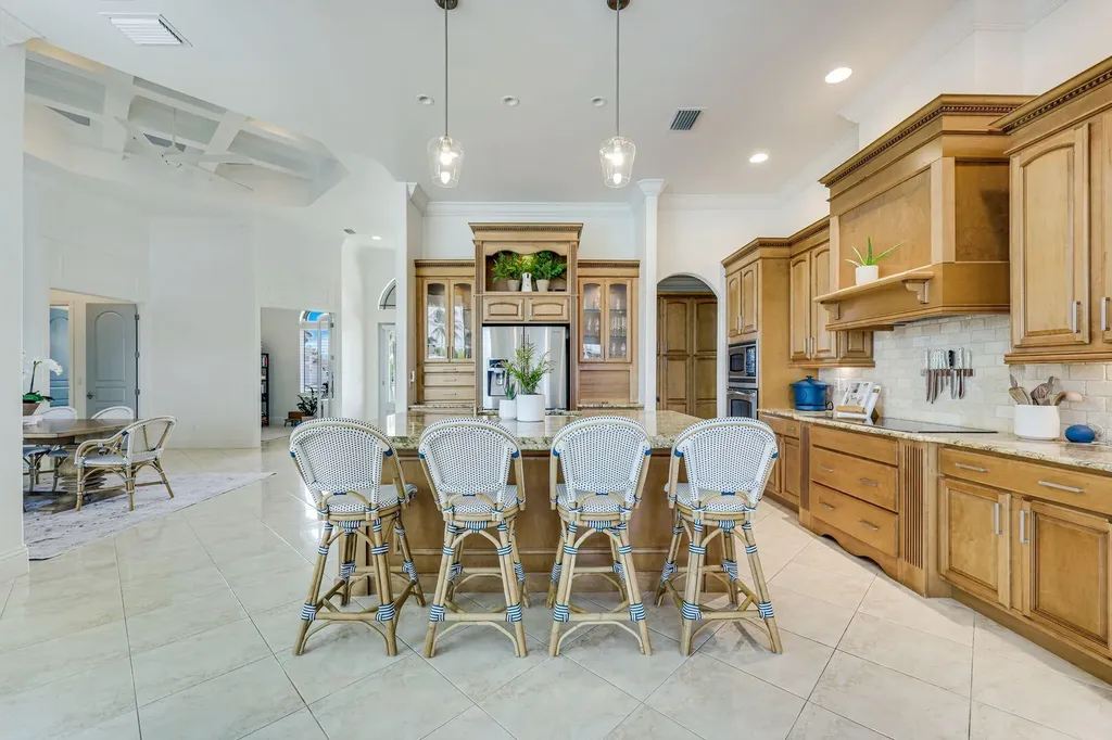 1148 Lamplighter Court Marco Island FL 34145