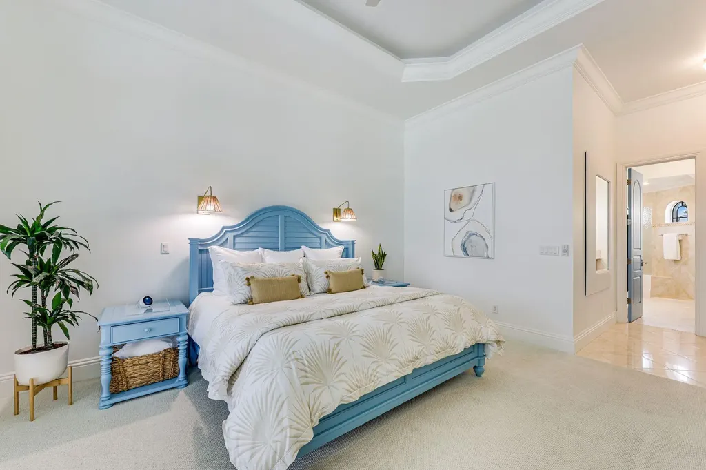 1148 Lamplighter Court Marco Island FL 34145