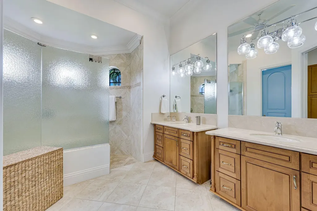 1148 Lamplighter Court Marco Island FL 34145