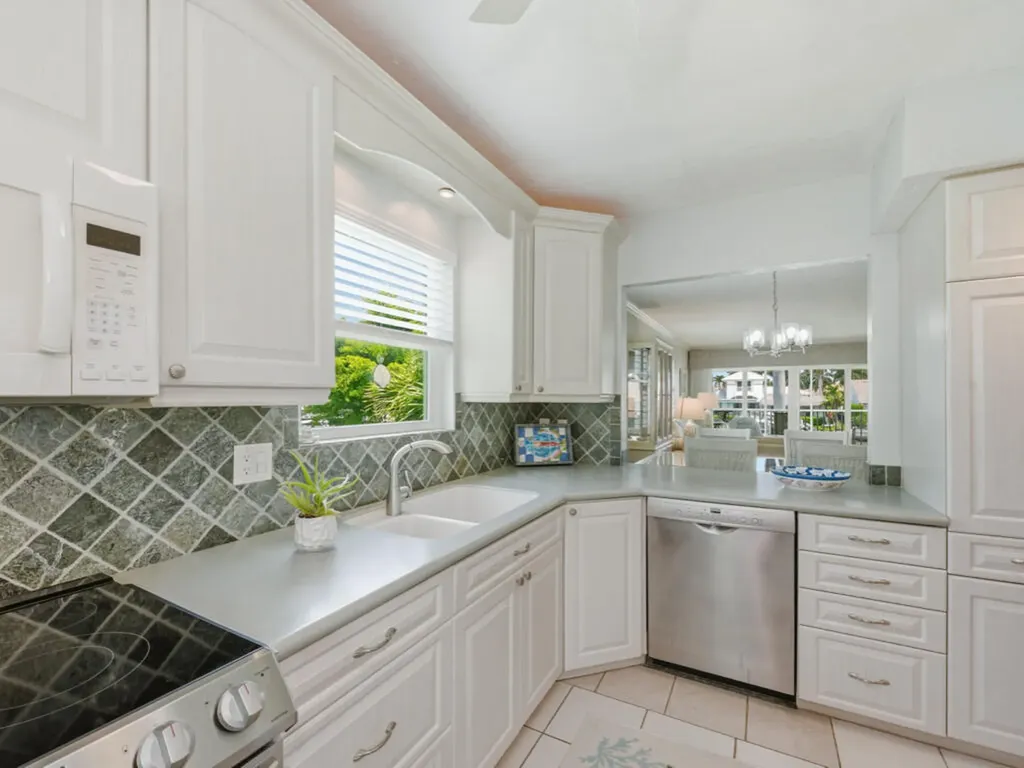 860 Panama Court Marco Island FL 34145