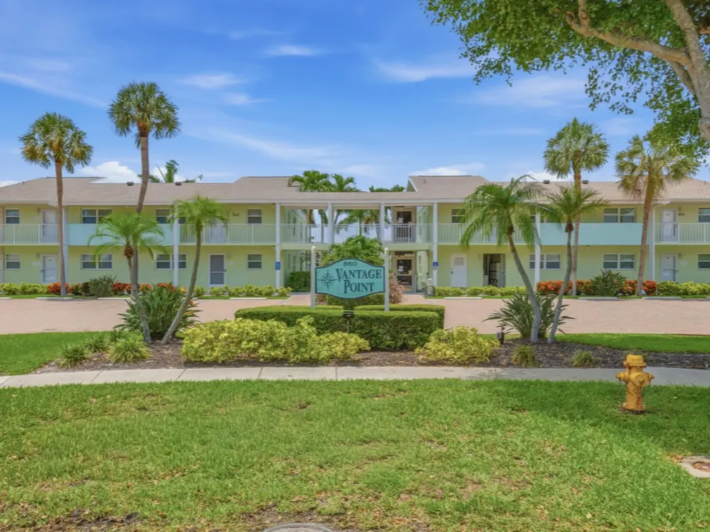 860 Panama Court Marco Island FL 34145